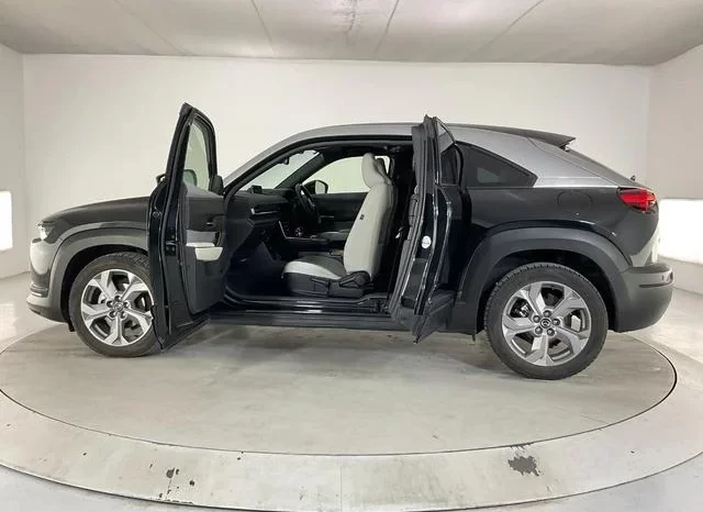2022 MAZDA MX-30 MODERN CONFIDENCE FOR SALE IN KENYA full