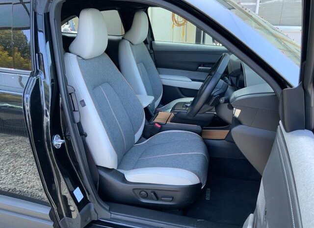 2022 MAZDA MX-30 MODERN CONFIDENCE FOR SALE IN KENYA full