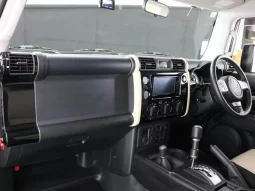 2018 TOYOTA FJ CRUISER FINAL EDITION FOR SALE IN NAIROBI KENYA full