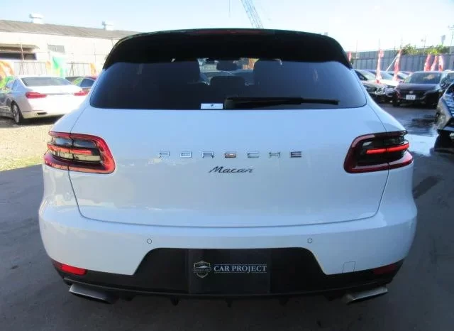 2018 PORSCHE MACAN For Sale In Kenya full