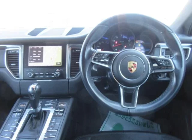 2018 PORSCHE MACAN For Sale In Kenya full