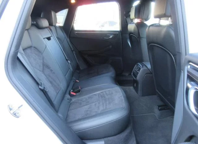 2018 PORSCHE MACAN For Sale In Kenya full
