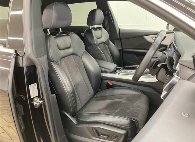2020 AUDI Q8 55TFSI QUATTRO FOR SALE IN KENYA full
