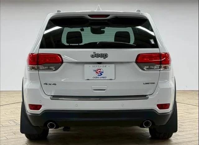 2018 Jeep GRAND CHEROKEE For Sale in Kenya full