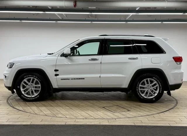 2018 Jeep GRAND CHEROKEE For Sale in Kenya full