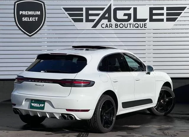 2019 PORSCHE MACAN For Sale In Kenya full