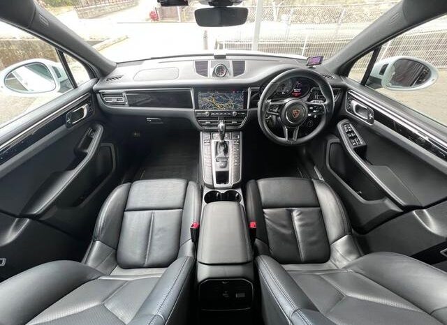 2019 PORSCHE MACAN For Sale In Kenya full