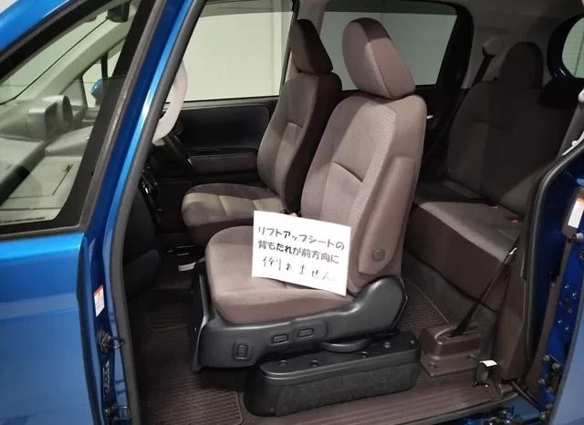 2018 TOYOTA PORTE FOR SALE IN KENYA full