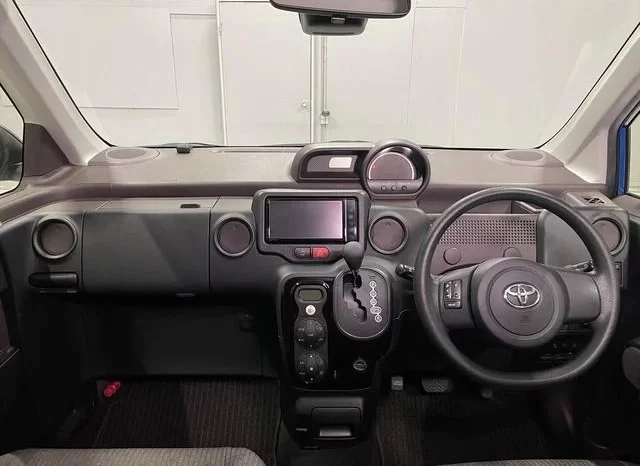 2018 TOYOTA PORTE FOR SALE IN KENYA full