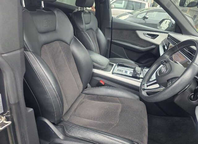 2019 AUDI Q8 55TFSI QUATTRO For Sale in Nairobi Kenya full