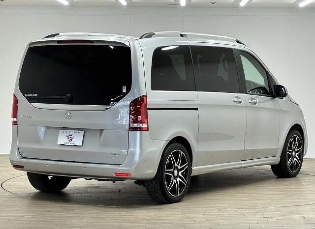 2018 MERCEDES BENZ V-CLASS V220D SPORTS For Sale In Kenya full