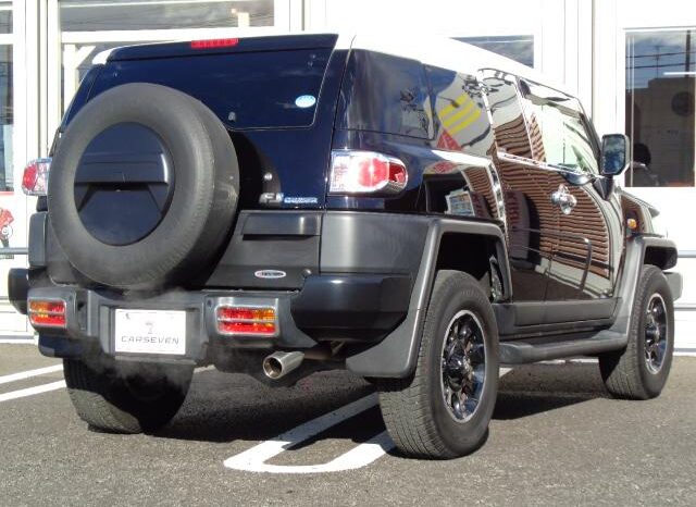 2018 TOYOTA FJ CRUISER BLACK COLOR PACKAGE FOR SALE IN KENYA full