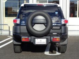 2018 TOYOTA FJ CRUISER BLACK COLOR PACKAGE FOR SALE IN KENYA full