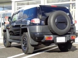 2018 TOYOTA FJ CRUISER BLACK COLOR PACKAGE FOR SALE IN KENYA full