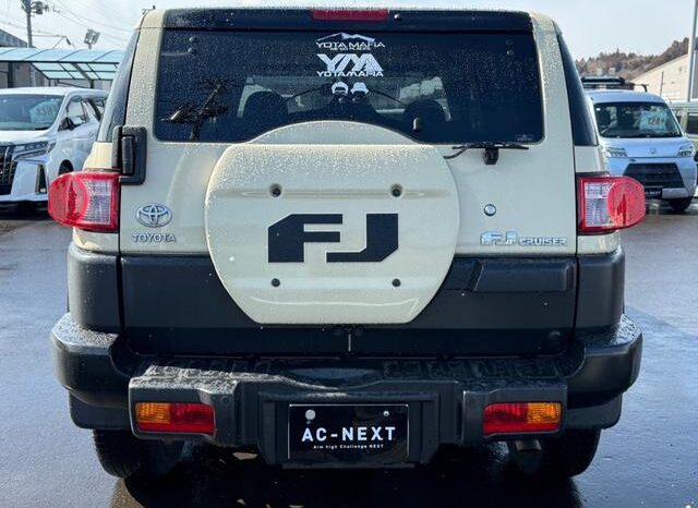 TOYOTA FJ CRUISER FINAL EDITION FOR SALE IN KENYA full