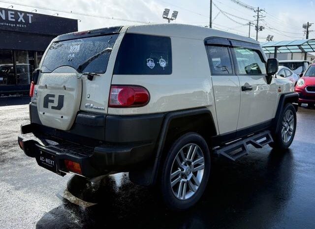 TOYOTA FJ CRUISER FINAL EDITION FOR SALE IN KENYA full