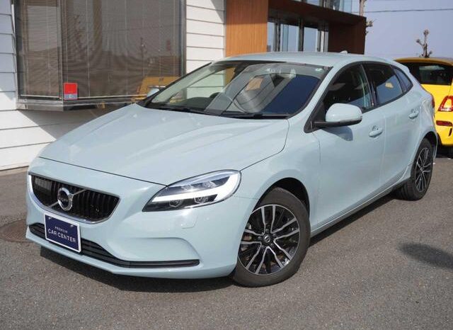 2019 Volvo V40 For Sale in Kenya full
