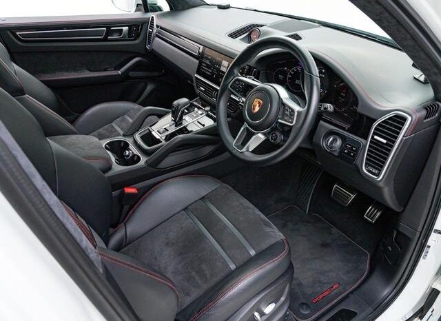 2020 Porsche Cayenne For Sale in Kenya full