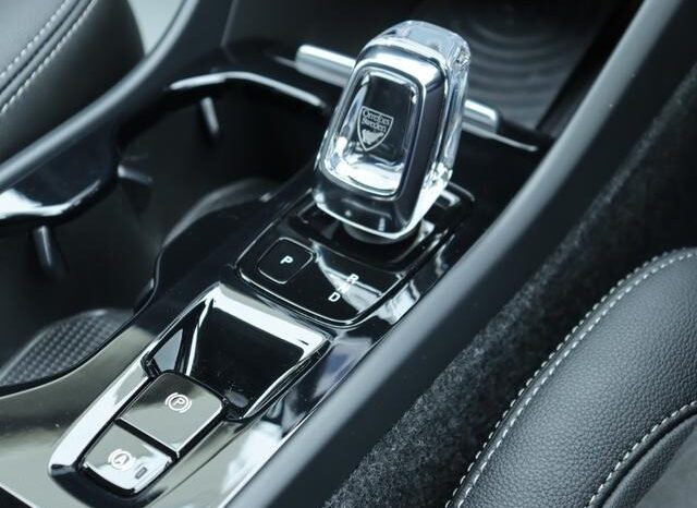 2018 Volvo XC40 For Sale in Kenya full