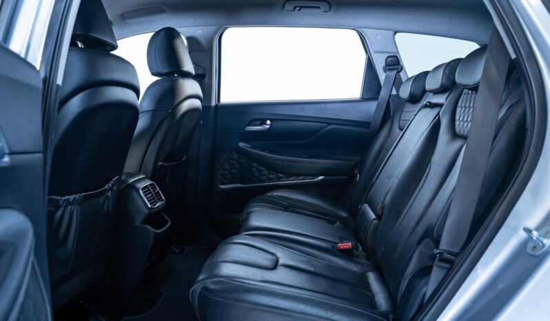 2019 Hyundai Santa Fe For Sale in Kenya full