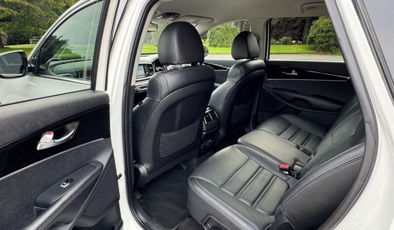 2020 Kia Sorento For Sale in Kenya full