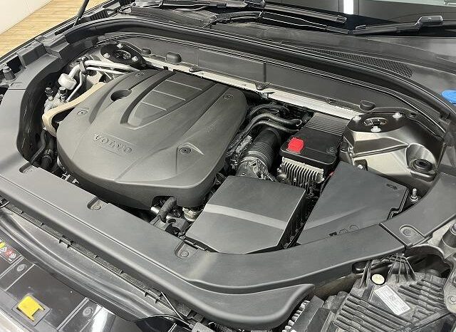 2018 Volvo XC60 For Sale in Kenya full