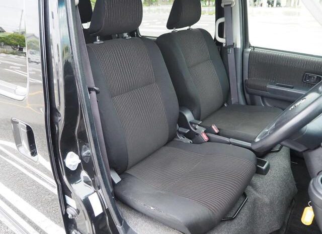 2018 Daihatsu Atrai Wagon For Sale in Kenya full