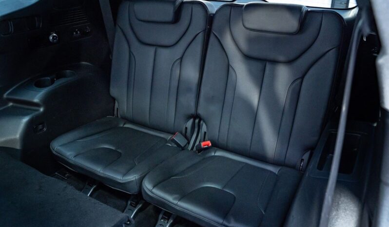 2019 Hyundai Santa Fe For Sale in Kenya full