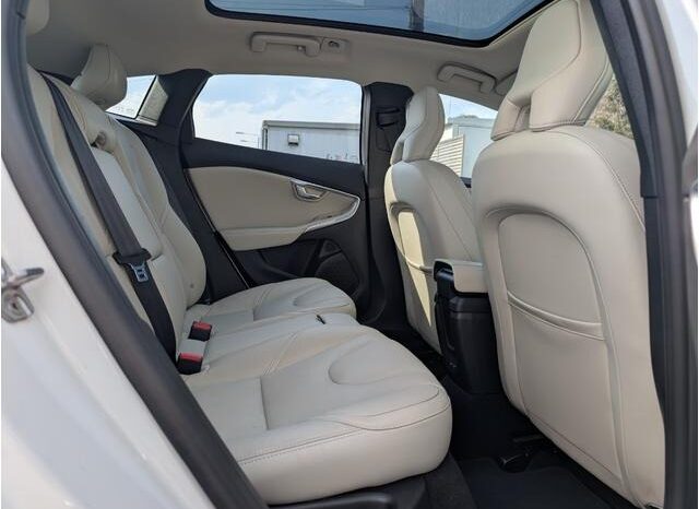 2019 Volvo V40 For Sale in Kenya full