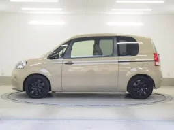 2020 TOYOTA PORTE F GLAMPER FOR SALE IN KENYA full