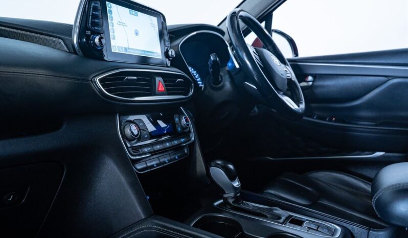 2018 Hyundai Santa Fe For Sale in Kenya full