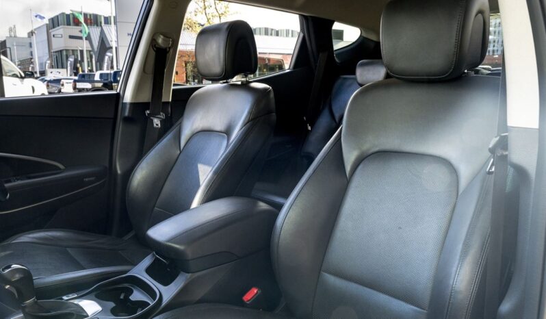 2018 Hyundai Santa Fe For Sale in Kenya full