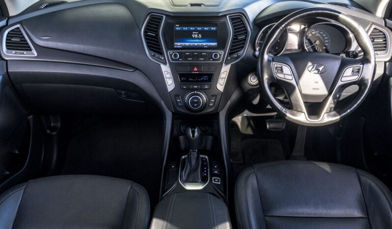 2018 Hyundai Santa Fe For Sale in Kenya full