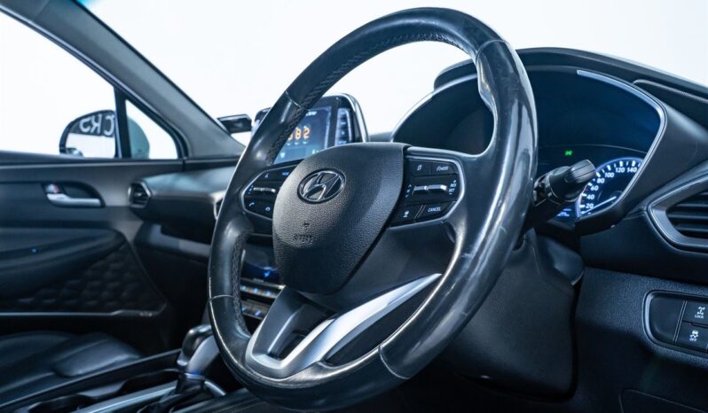 2019 Hyundai Santa Fe For Sale in Kenya full