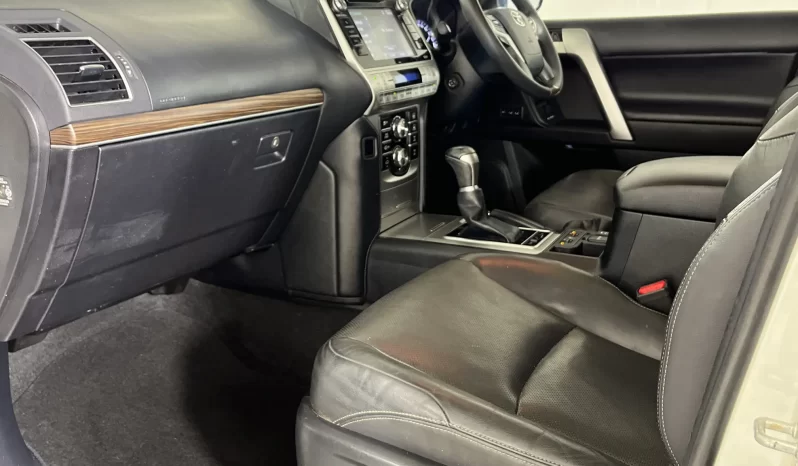 Toyota Prado VX-L 3.0d Auto 2018 For Sale/Price In Kenya full