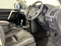 Toyota Prado VX-L 3.0d Auto 2018 For Sale/Price In Kenya full