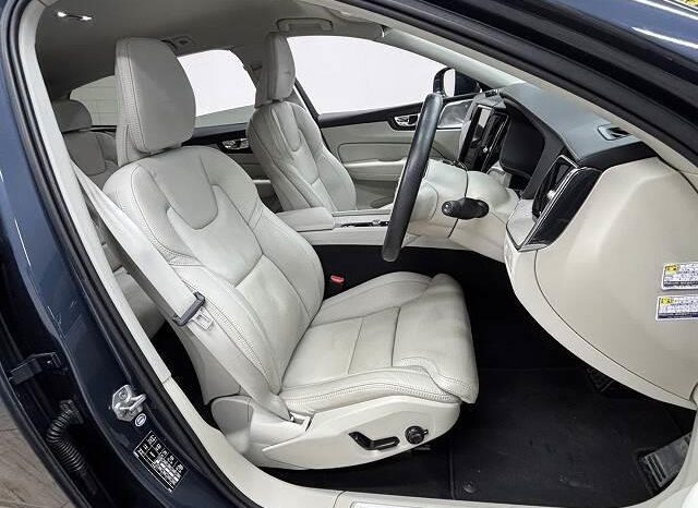 2019 Volvo XC60 For Sale in Kenya full