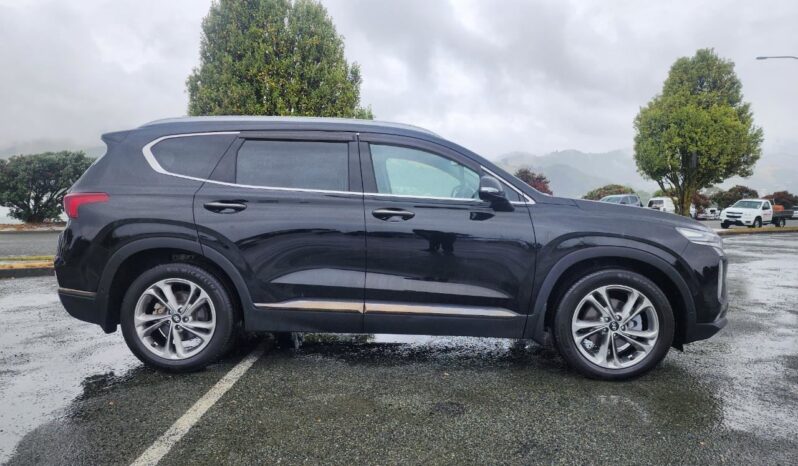 2019 Hyundai Santa Fe For Sale in Kenya full