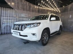 Toyota Land Cruiser Prado VX  2018 For Sale in Kenya full