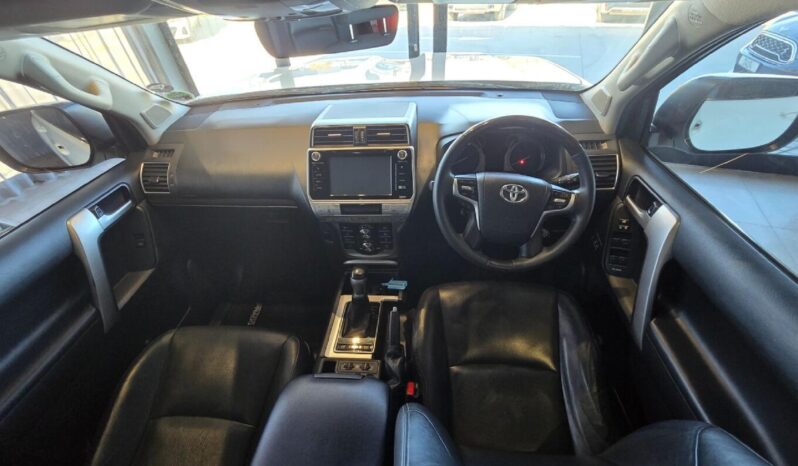 Toyota Land Cruiser Prado VX  2018 For Sale in Kenya full
