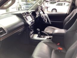 2020 Toyota Land Cruiser Prado 3.0 D VX-L Price/For Sale in Kenya full