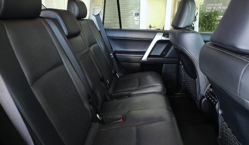 2020 Toyota Land Cruiser Prado 3.0 D VX-L Auto For Sale In Kenya full