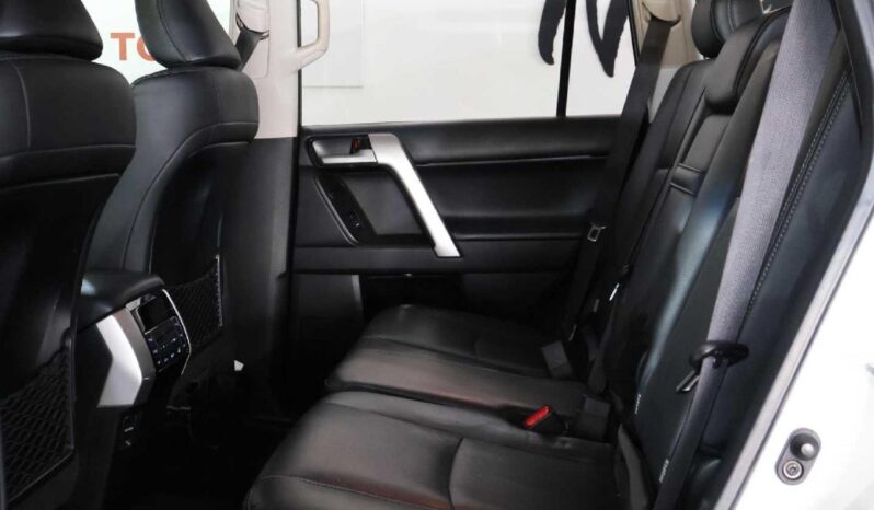 2020 Toyota Land Cruiser Prado 4.0 V6 VX-L Auto For Sale In Nairobi full