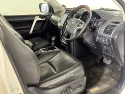 2020 Toyota Prado Vx-L 2.8gd Auto For Sale in Nairobi full