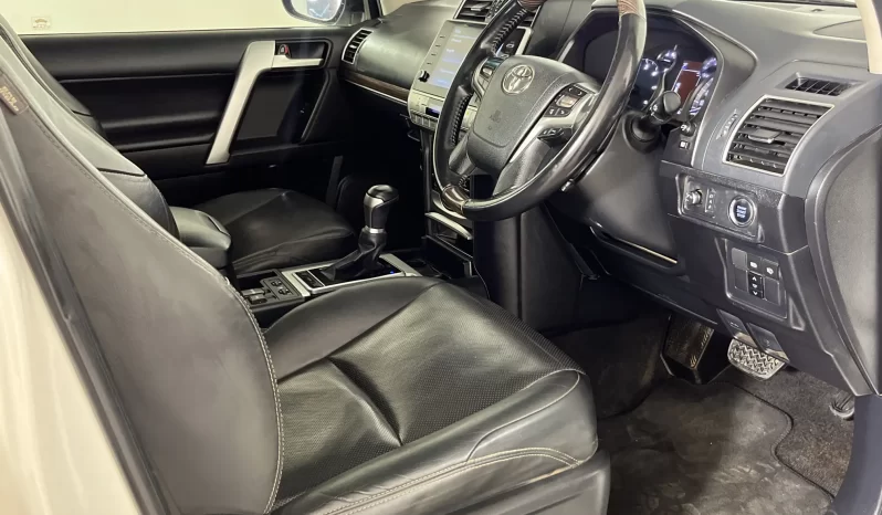 2020 Toyota Prado Vx-L 2.8gd Auto For Sale in Nairobi full