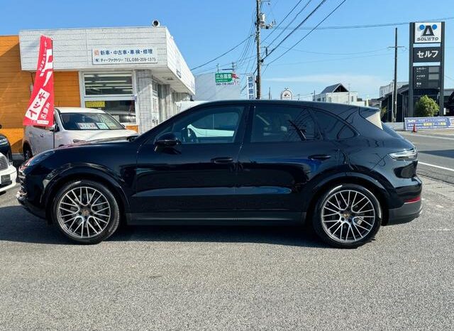 2019 Porsche Cayenne For Sale in Kenya full