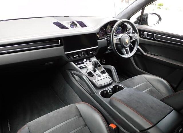 2020 Porsche Cayenne For Sale in Kenya full