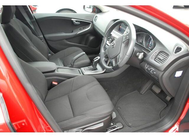 2019 Volvo V40 For Sale in Kenya full