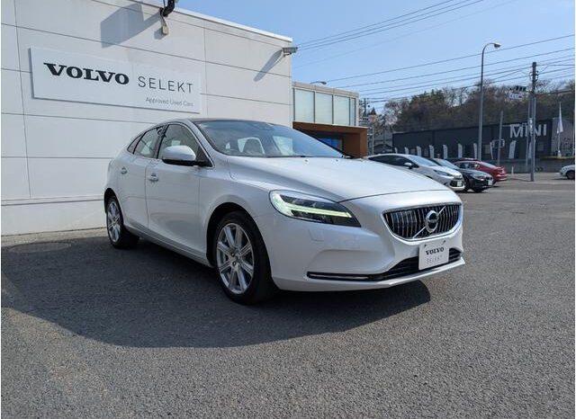 2019 Volvo V40 For Sale in Kenya full