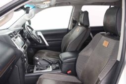 2019 Toyota Land Cruiser Prado 4.0 VX-L For Sale In Nairobi Kenya full